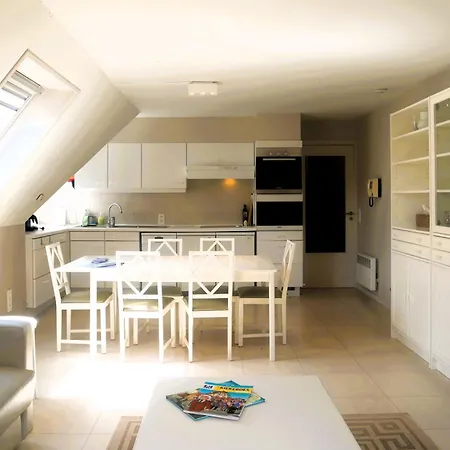 Chateau Petit Sable 0101 *