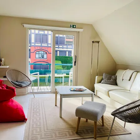 Chateau Petit Sable 0101 *